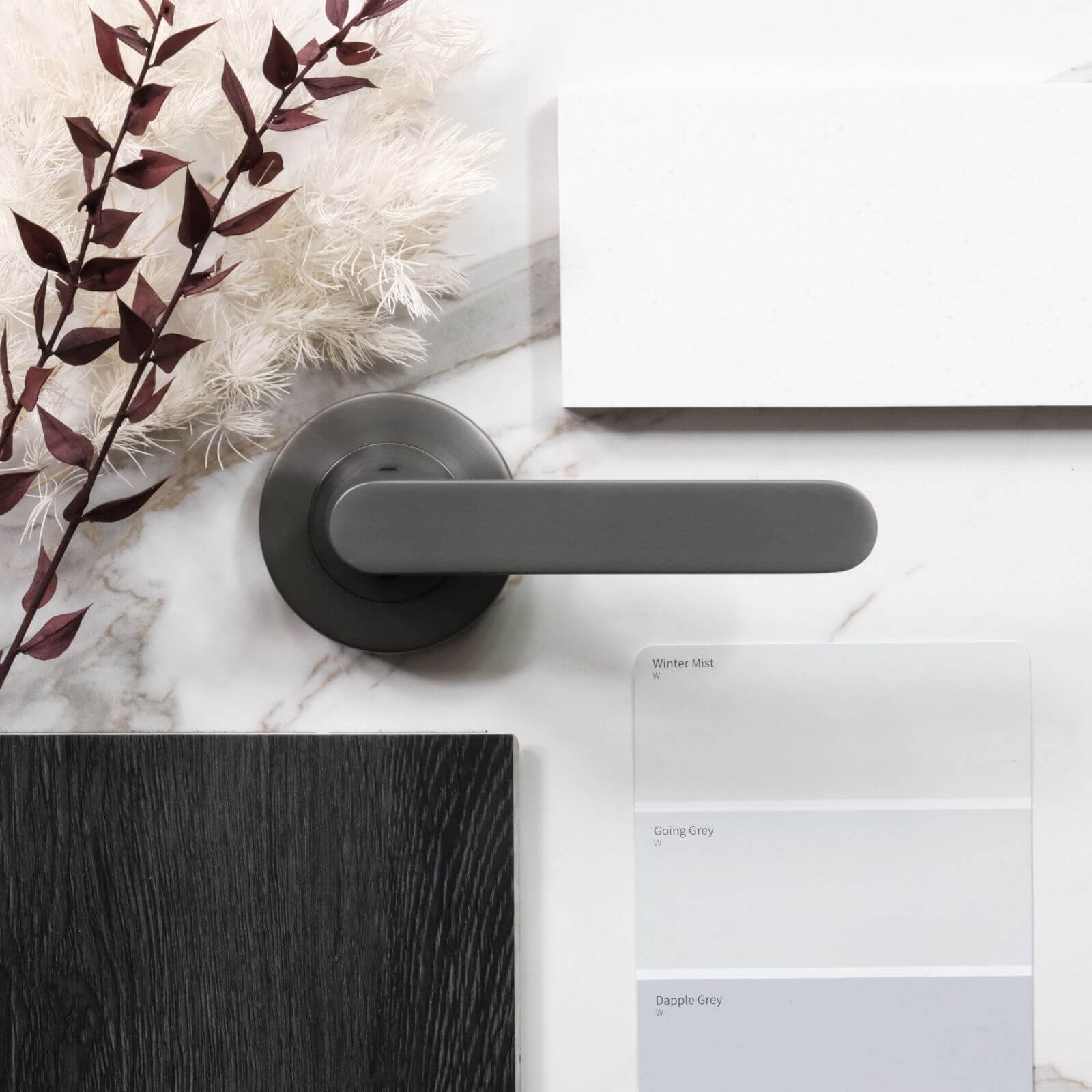 Benchtop by Think Benchtops, dark floor board by Hanwood with Almeri gun metal grey door handle gun metal grey 10