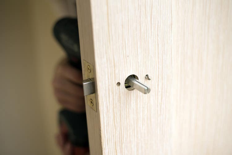 smart lock installation