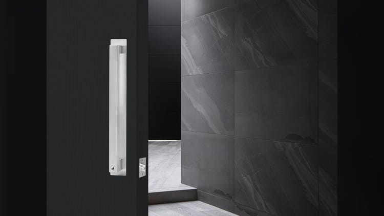 gallery-doorpull-entrylock-insitu